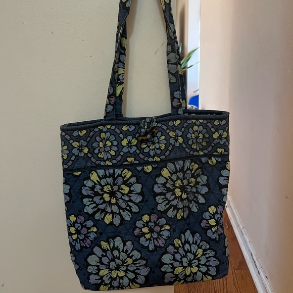 VB Shoulder tote - Picture 1 of 4